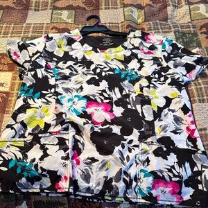 Floral Women's Top
